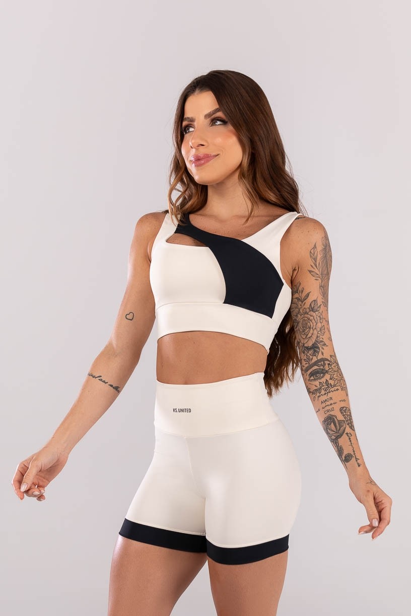 K3980-A_Top_Bicolor_com_Pala_Off-White__Preto__Ref:_K3980-A