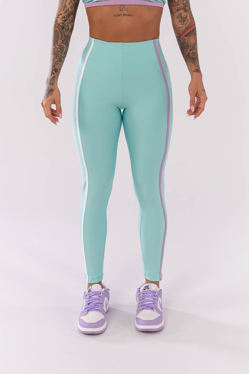 K3990-B_Calca_Legging_Tricolor_com_Chapados_Verde_Claro__Lilas__Ref:_K3990-B