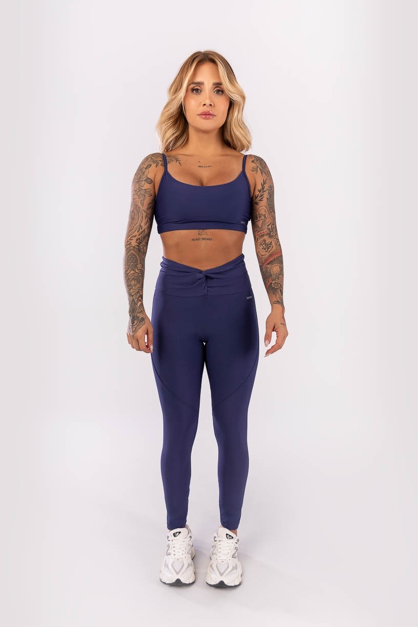 K4001-B_Calca_Legging_com_Cos_Torcido_Azul_Marinho__Ref:_K4001-B