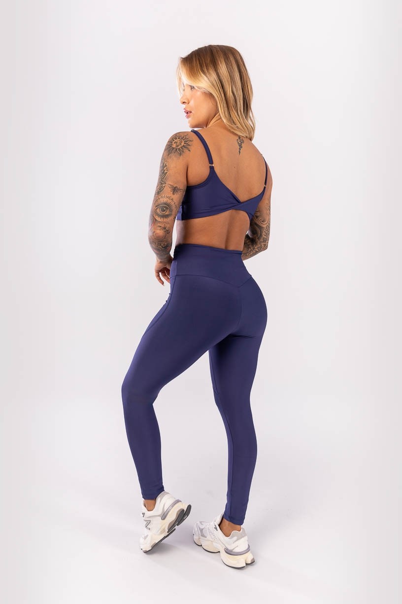 K4001-B_Calca_Legging_com_Cos_Torcido_Azul_Marinho__Ref:_K4001-B