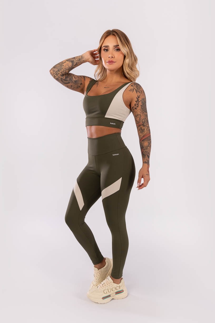 K4011-B_Calca_Legging_Bicolor_com_Recortes_Verde_Militar__Off-White__Ref:_K4011-B