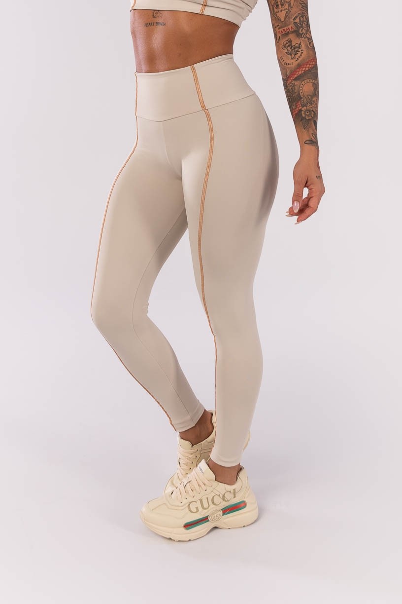 K4015-A_Calca_Legging_com_Cobertura_Contrastante_Off-White__Ref:_K4015-A