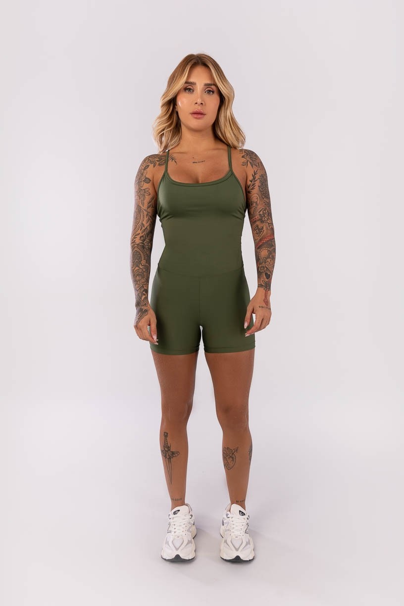 K3996-B_Macaquinho_com_Alcas_Cruzadas_Verde_Militar__Ref:_K3996-B