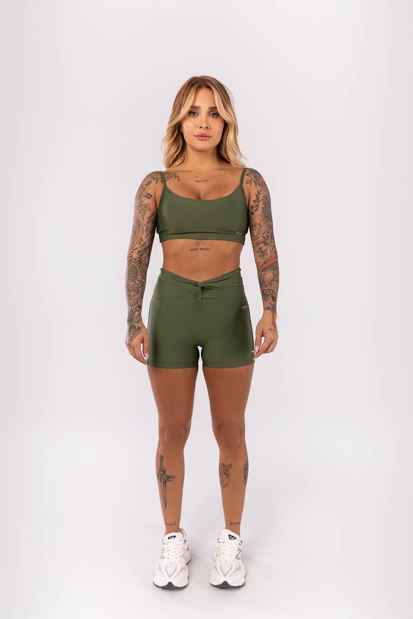 K4002-C_Short_com_Cos_Torcido_Verde_Militar__Ref:_K4002-C