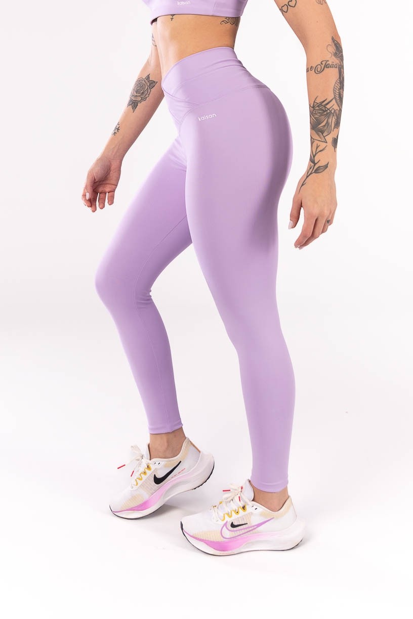 K4042-C_Calca_Legging_com_Cos_Transpassado_Frente_e_Costas_Lilas__Ref:_K4042-C