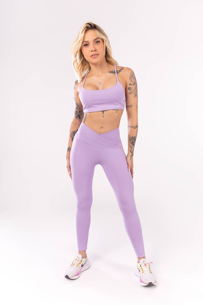 K4042-C_Calca_Legging_com_Cos_Transpassado_Frente_e_Costas_Lilas__Ref:_K4042-C