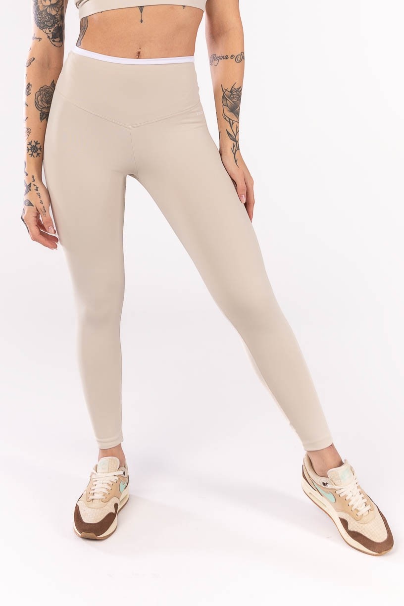 K4047-A_Calca_Legging_com_Vira_Bege__Branco__Ref:_K4047-A