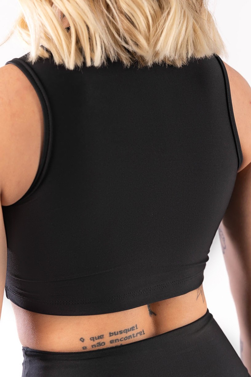 K4072-A_Cropped_com_Gola_Preto__Ref:_K4072-A