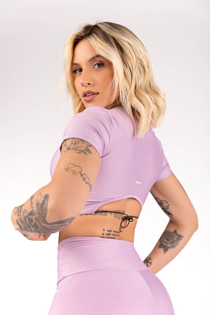 K4073-C_Cropped_com_Abertura_nas_Costas_e_Regulagem_Lilas__Ref:_K4073-C