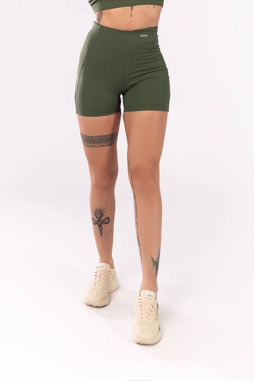 K4063-A_Short_sem_Cos_Aparente_Verde_Militar__Ref:_K4063-A