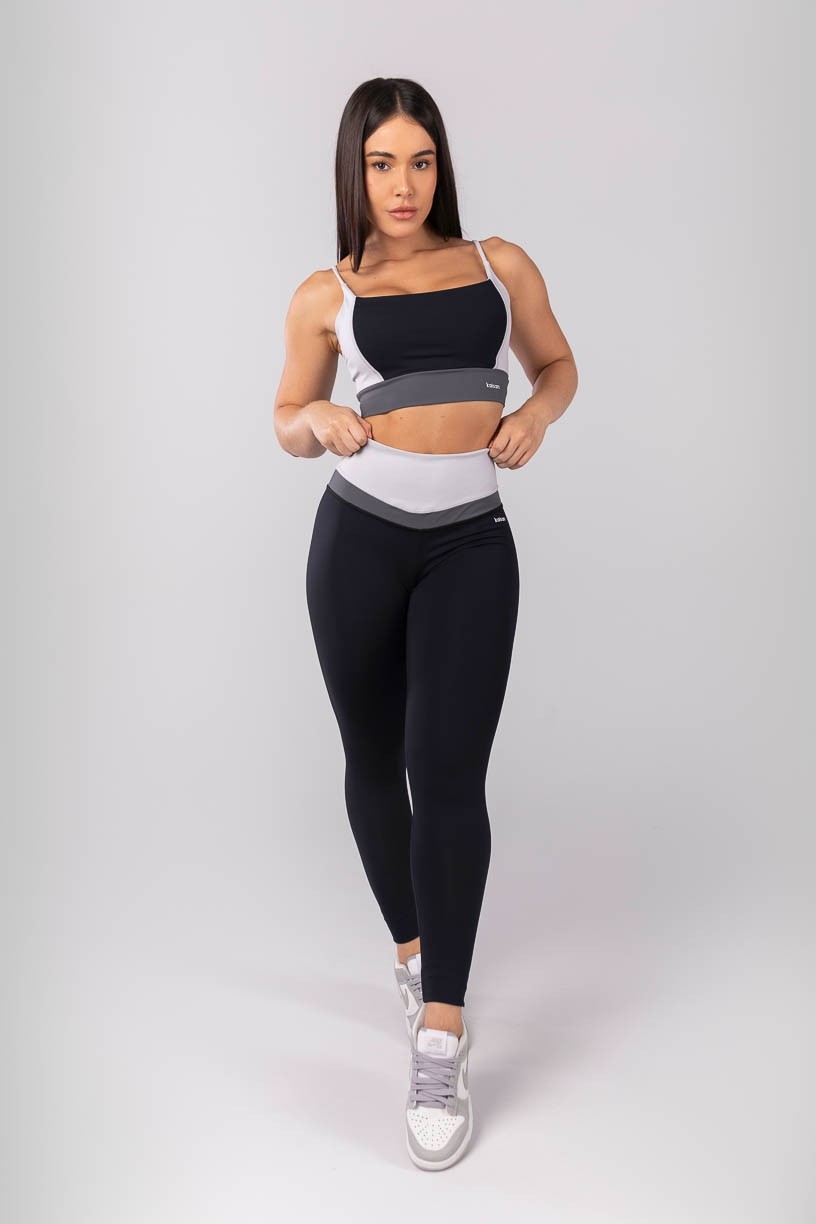 K4108-A_Calca_Legging_Tricolor_com_Cos_Arredondado_Preto__Cinza_Claro__Grafite__Ref:_K4108-A
