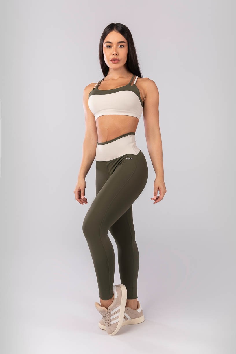 K4124-A_Calca_Legging_com_Vira_e_Cos_em_V_Verde_Militar__Bege__Ref:_K4124-A