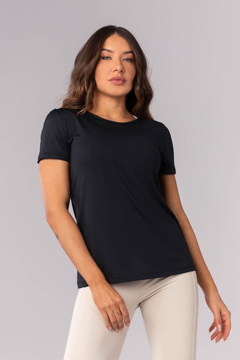 K3884-A_Blusa_com_Recorte_de_Tule_Preto__Ref:_K3884-A