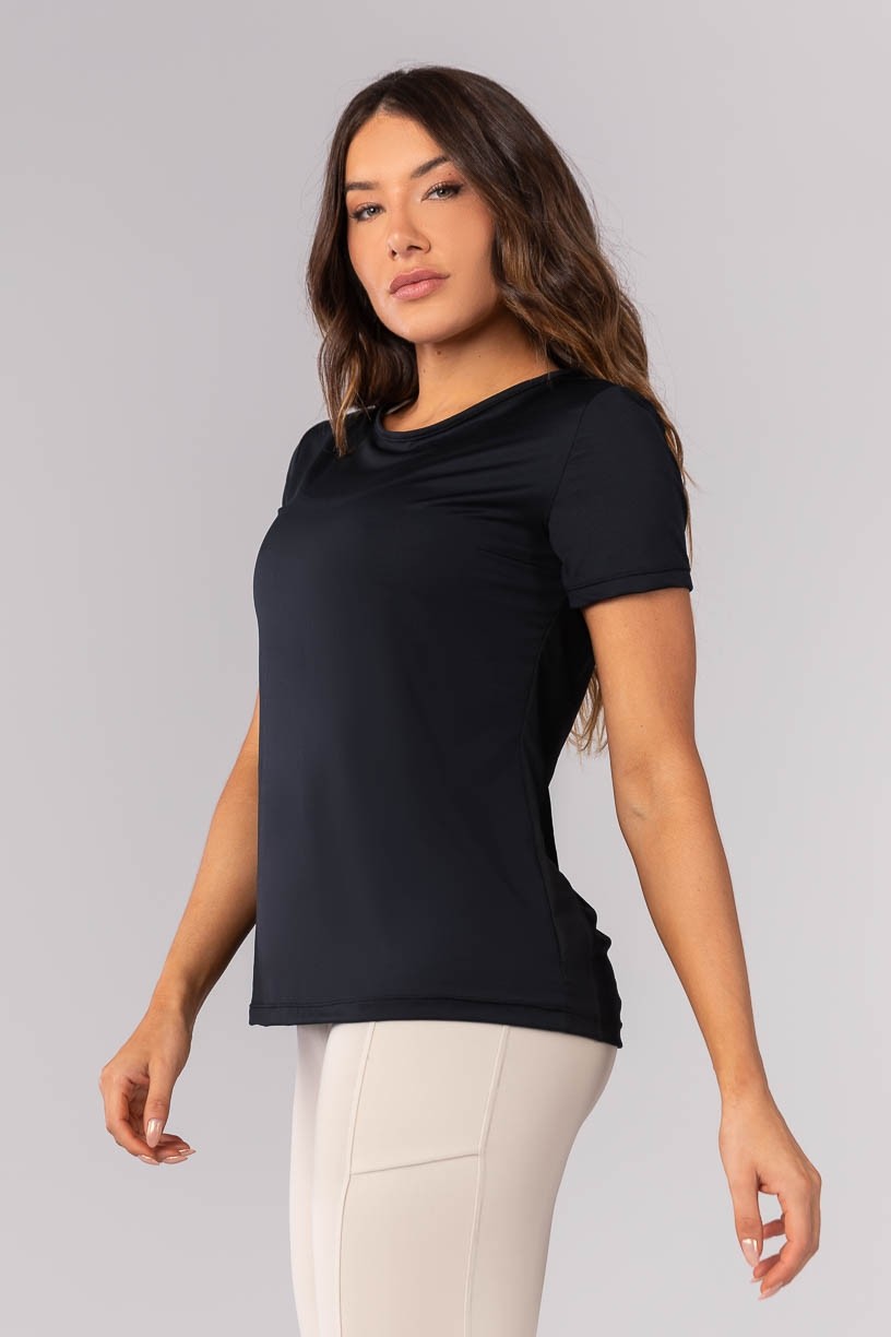 K3884-A_Blusa_com_Recorte_de_Tule_Preto__Ref:_K3884-A