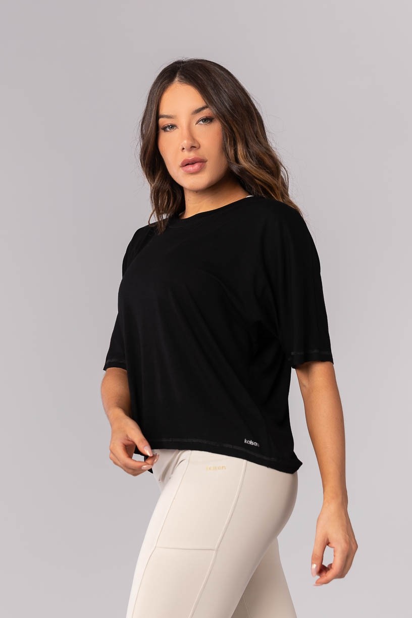 K4166-A_Blusa_Ampla_com_Cobertura_Preto__Ref:_K4166-A