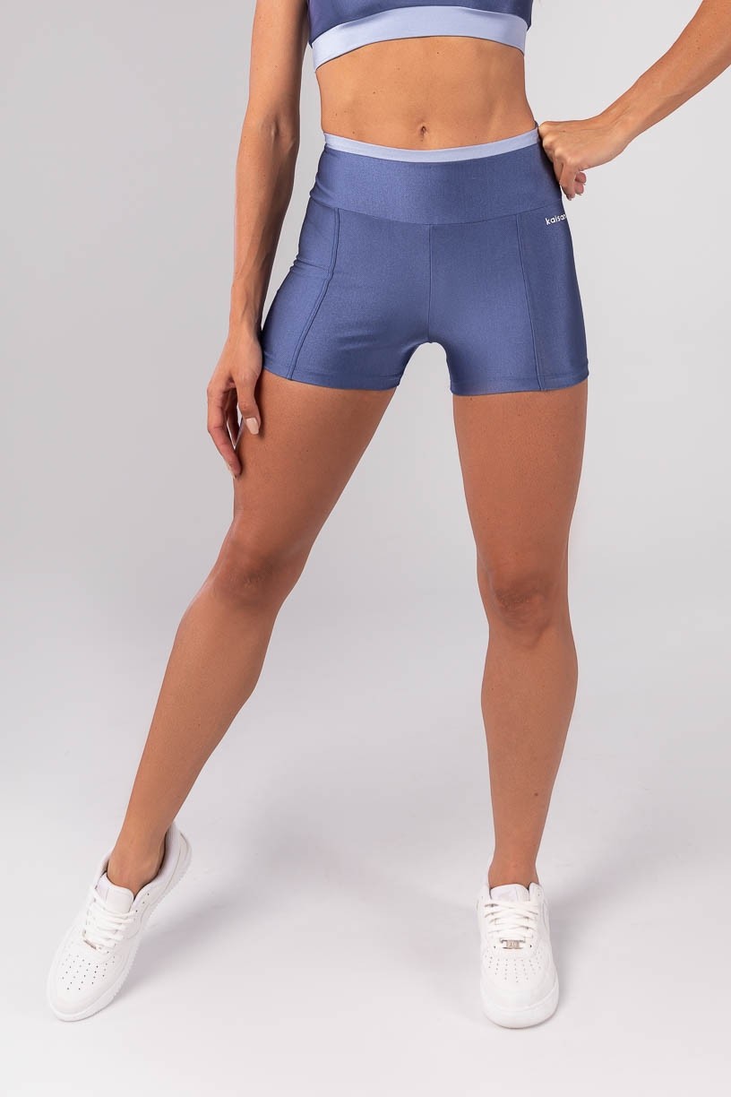 K4185-B_Short_com_Vira_no_Cos_e_Recorte_Azul__Azul_Claro__Ref:_K4185-B