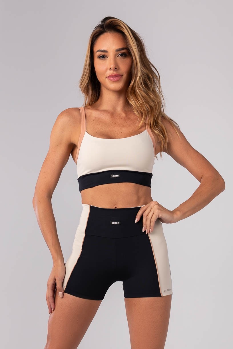 K4186-A_Top_Tricolor_com_Alcas_Largas_Bege__Preto__Nude__Ref:_K4186-A