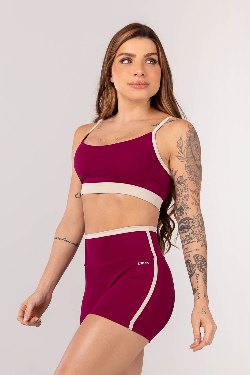 K4232-B_Top_com_Alcas_Regulaveis_e_Abertura_nas_Costas_Acai__Bege__Ref:_K4232-B