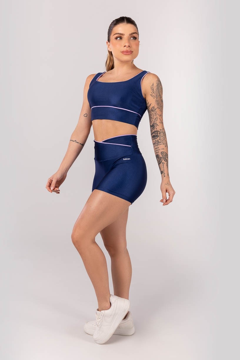 K4241-A_Top_com_Vivo_no_Cos_Transpassado_Azul_Marinho__Lilas__Ref:_K4241-A