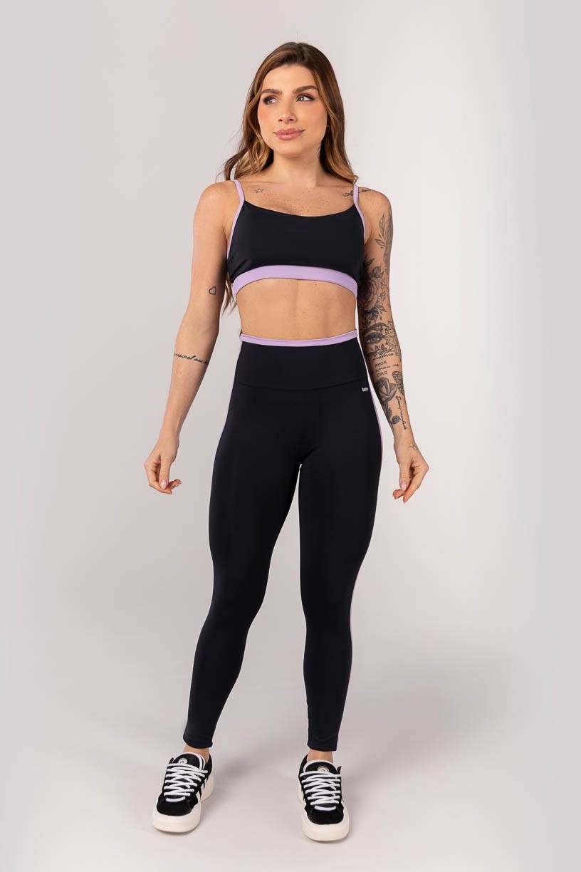 K4233-A_Calca_Legging_com_Vira_no_Cos_e_Chapado_Lateral_Preto__Lilas__Ref:_K4233-A