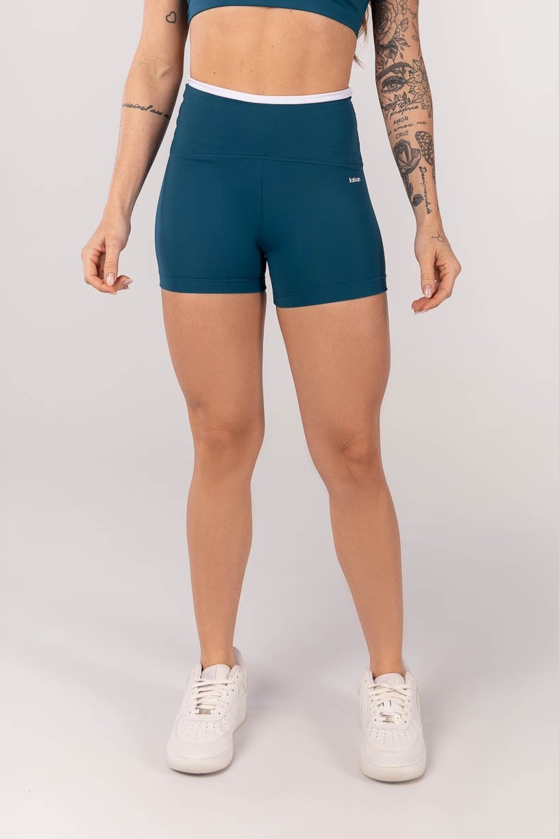 K4221-C_Short_com_Cos_de_Vira_Azul_Petroleo__Branco__Ref:_K4221-C