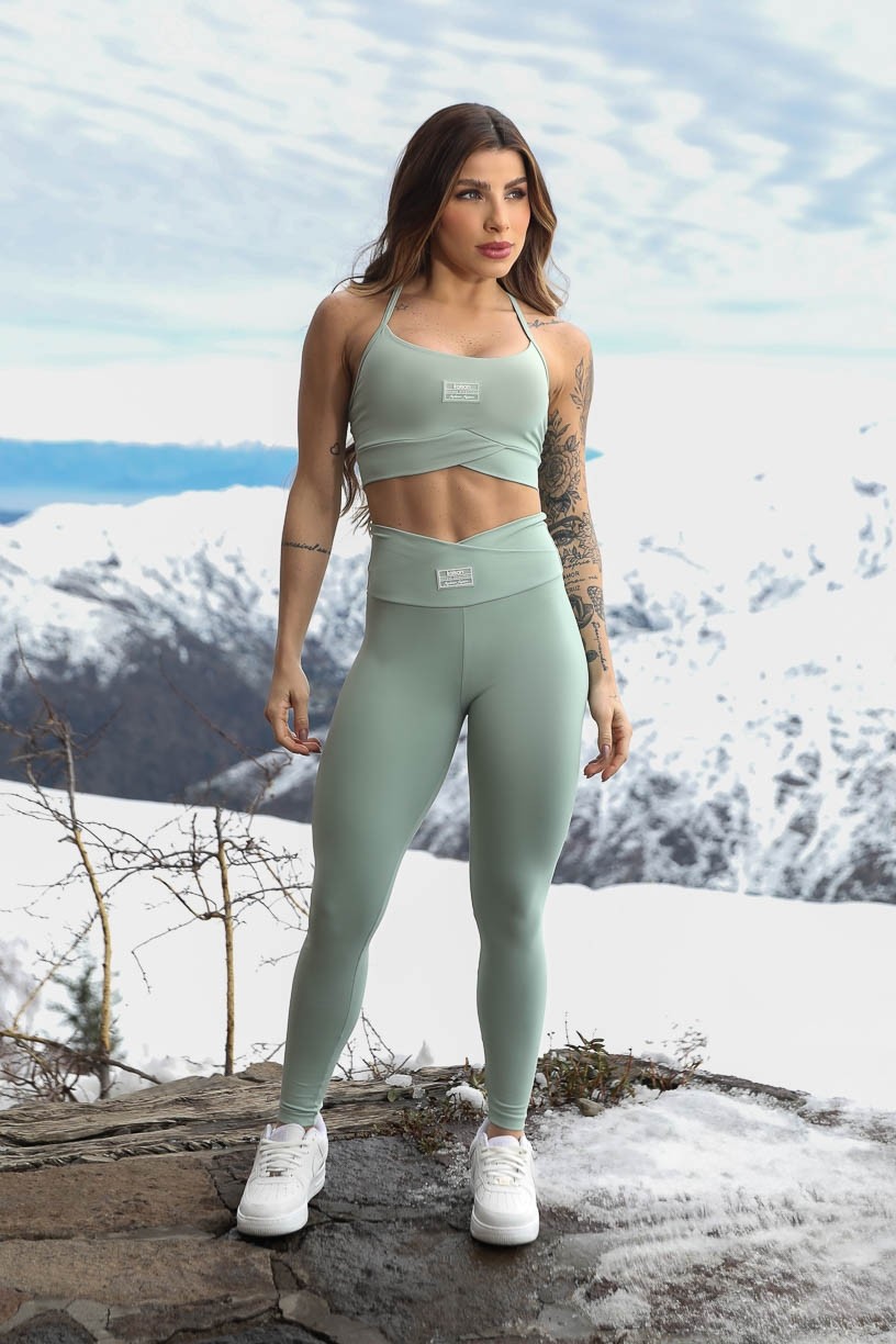 K4152-B_Calca_Legging_com_Cos_Transpassado_Verde_Claro__Ref:_K4152-B