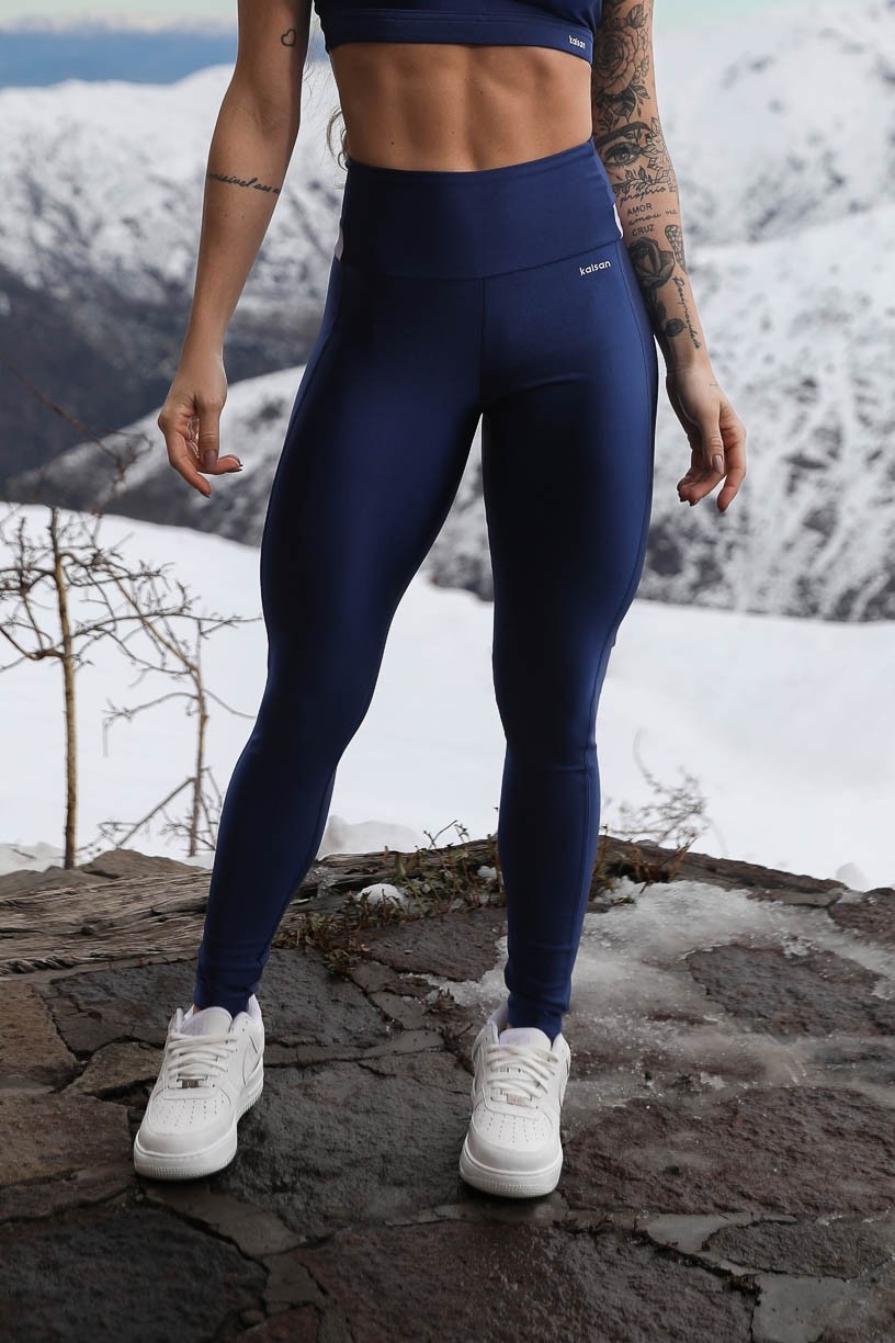 K4155-B_Calca_Legging_com_Recorte_no_Cos_Azul_Marinho__Lilas__Ref:_K4155-B