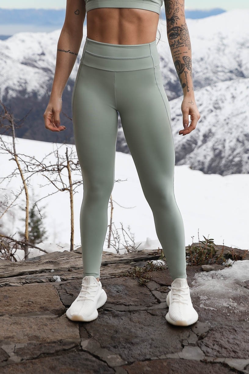 K4282-A_Calca_Legging_com_Coberturas_Verde_Claro__Ref:_K4282-A