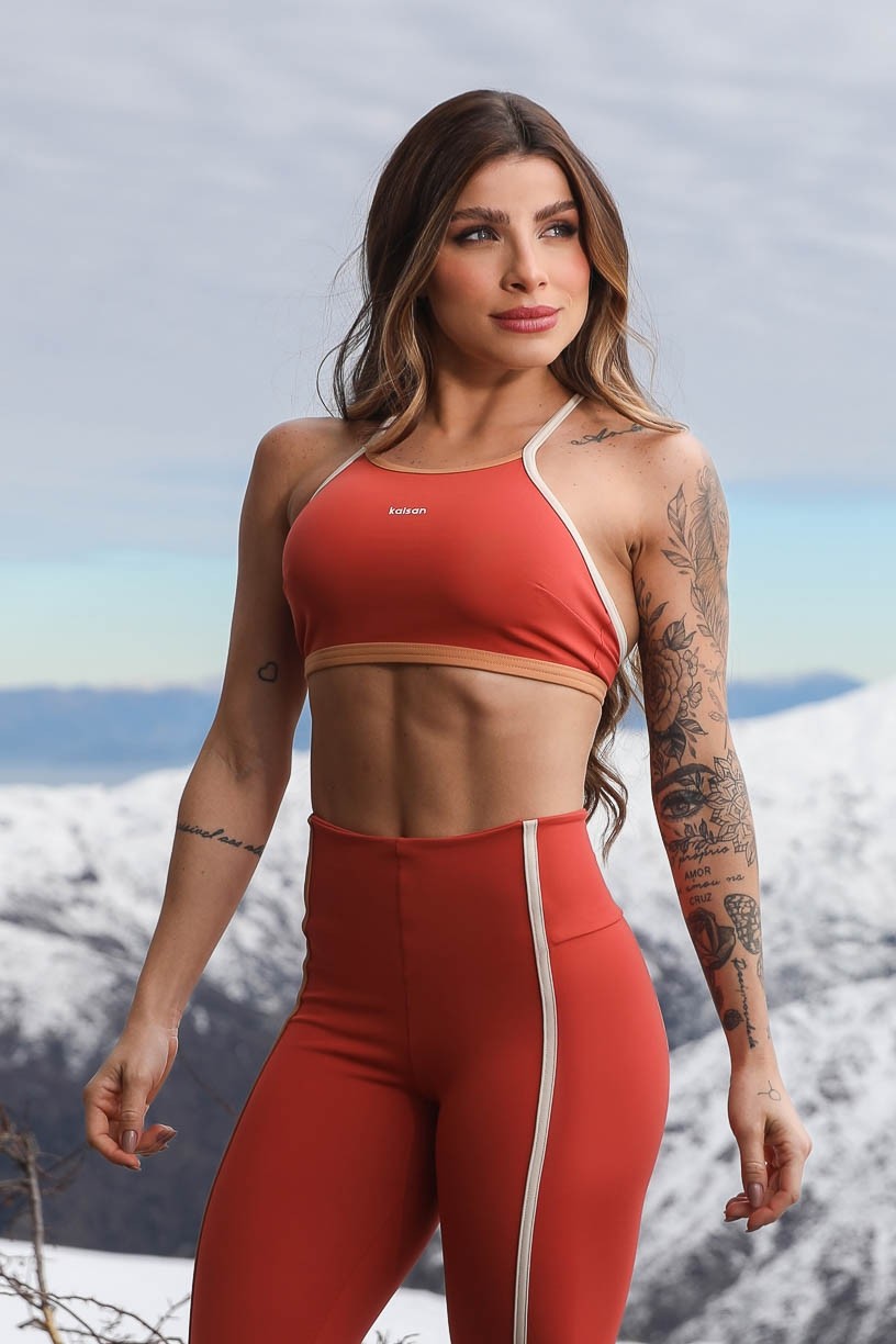 K4262-C_Top_Tricolor_com_Alcas_Cruzadas_Cobre__Caramelo__Bege__Ref:_K4262-C