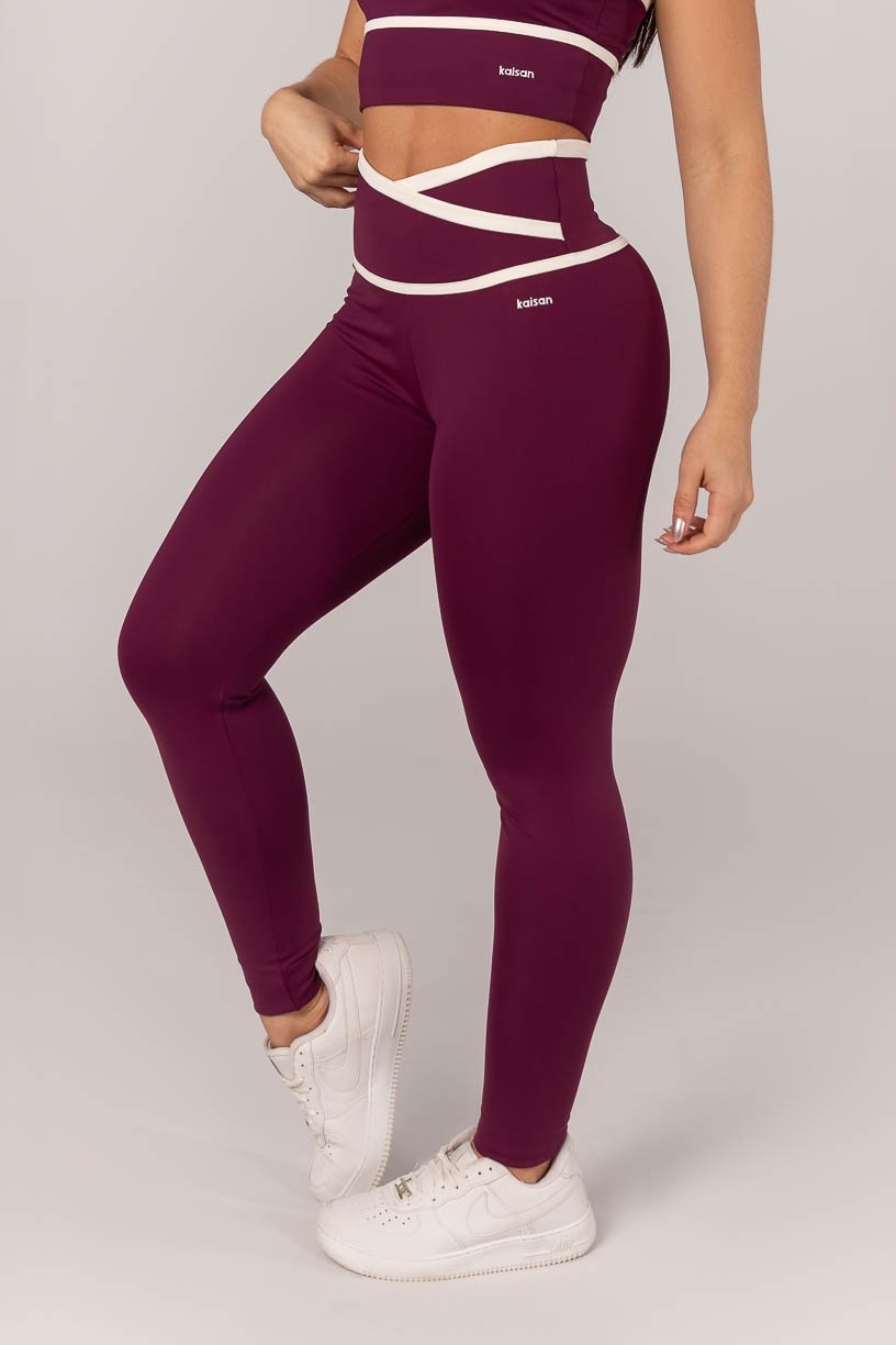 K4296-B_Calca_Legging_com_Cos_Transpassado_e_Chapado_Uva__Off-White__Ref:_K4296-B