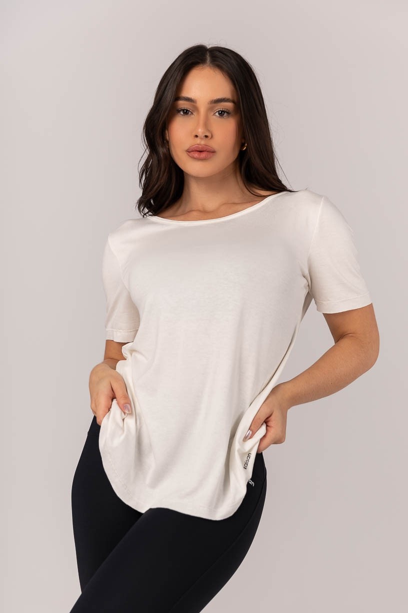 K4318-B_Blusa_com_Tiras_nas_Costas_Off-White__Ref:_K4318-B