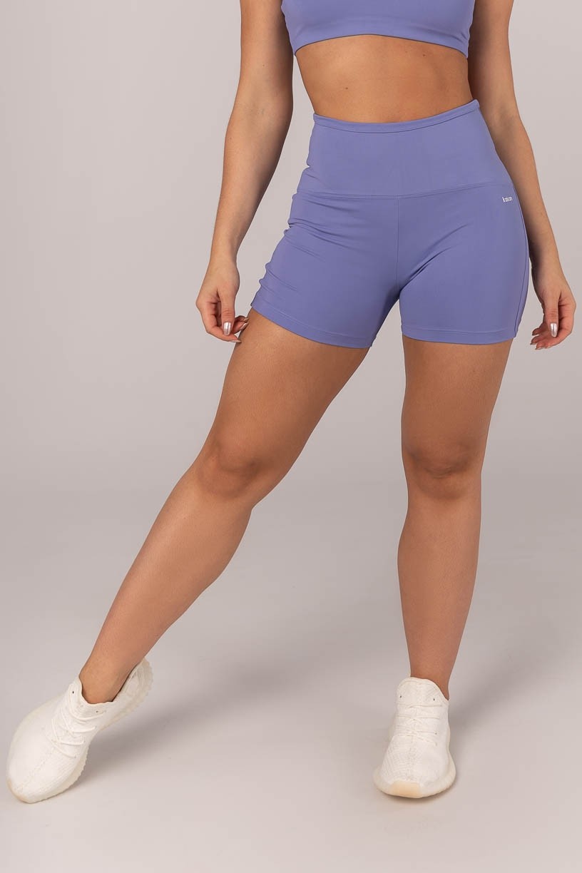 K4291-A_Short_com_Vira_e_Cos_em_V_Azul_Perwinkle__Ref:_K4291-A
