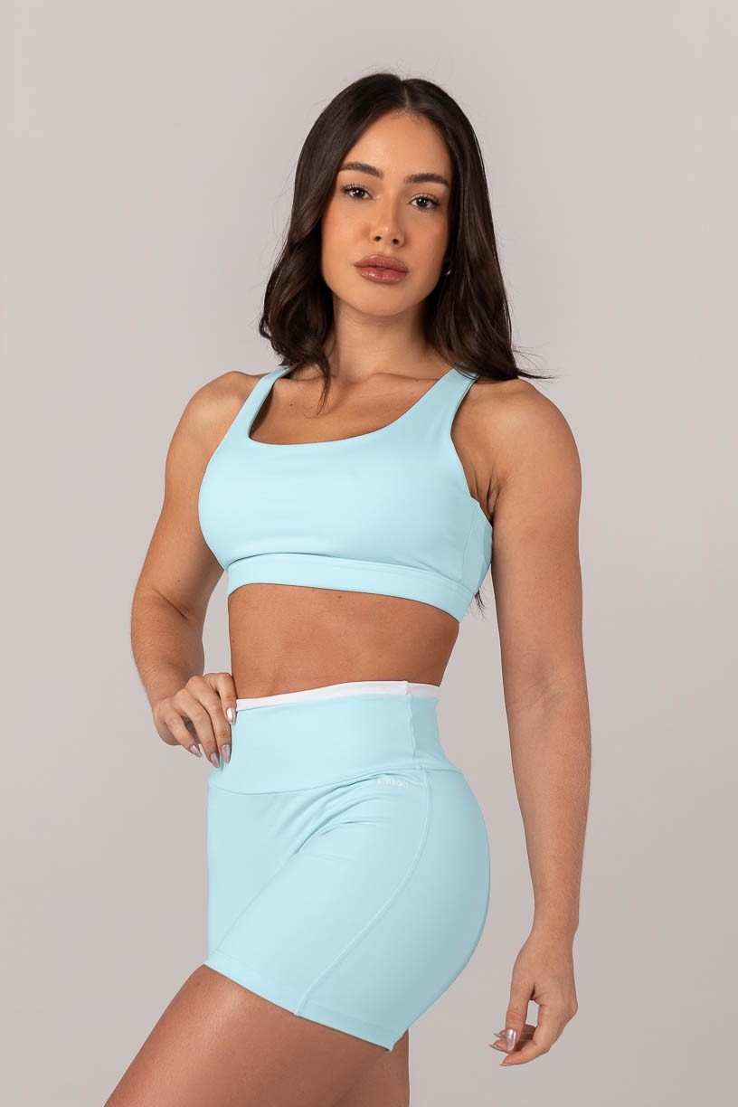 K4298-A_Top_com_Tiras_Entrelacadas_Azul_Bebe__Branco__Ref:_K4298-A
