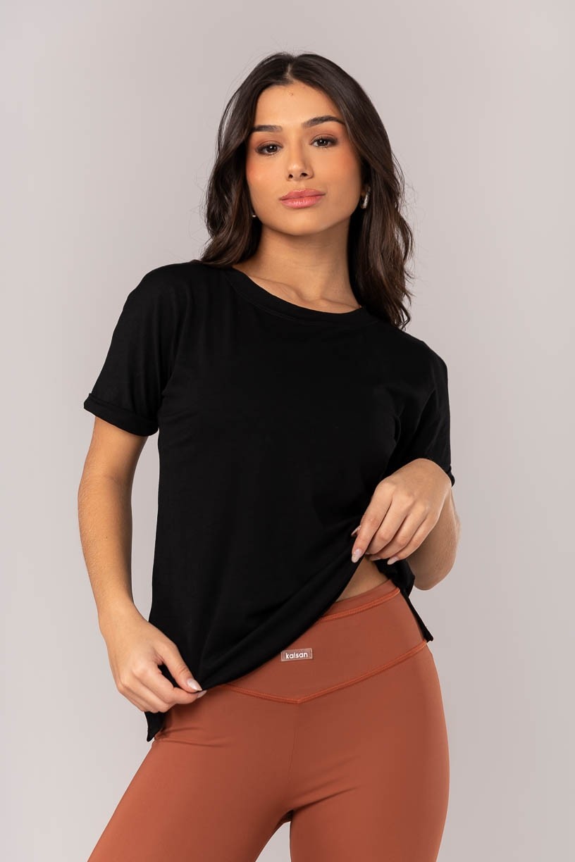 K4346-A_Blusa_com_Dobra_na_Manga_Preto__Ref:_K4346-A