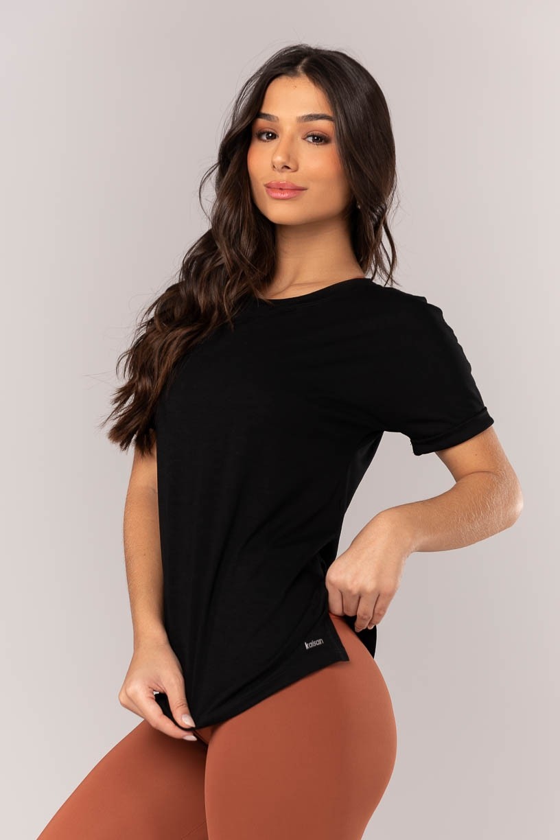 K4346-A_Blusa_com_Dobra_na_Manga_Preto__Ref:_K4346-A