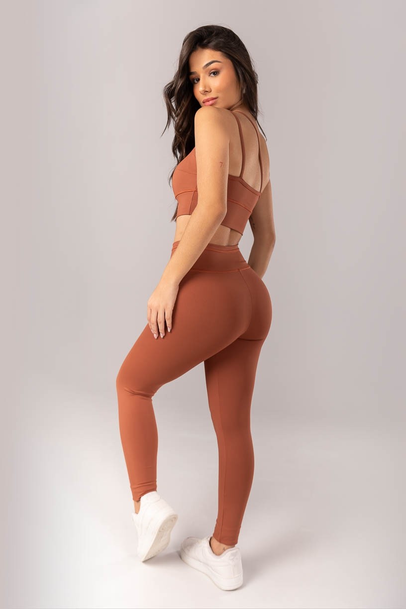 K4321-B_Calca_Legging_com_Cobertura_no_Cos_e_na_Vira_Marrom__Ref:_K4321-B
