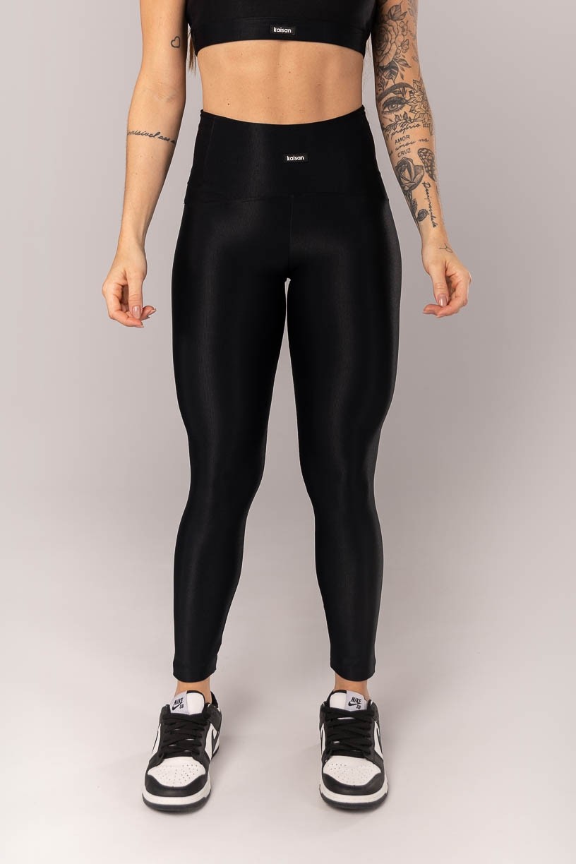 K4337-A_Calca_Legging_Canelada_com_Bolso_no_Cos_Preto__Ref:_K4337-A