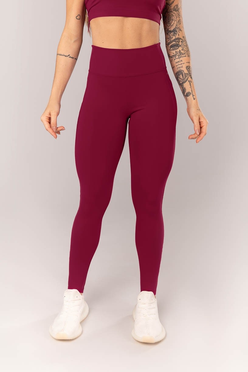 K4343-B_Calca_Legging_com_Recortes_Costas_Acai__Ref:_K4343-B