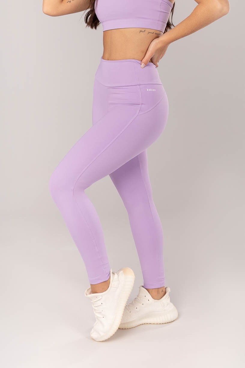 K4343-C_Calca_Legging_com_Recortes_Costas_Lilas__Ref:_K4343-C