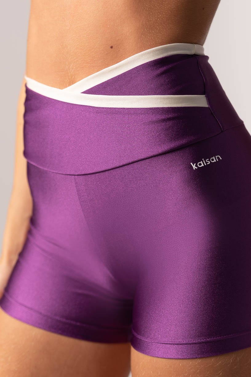 K4330-B_Short_com_Cos_Transpassado_e_Vira_Roxo__Off-White__Ref:_K4330-B