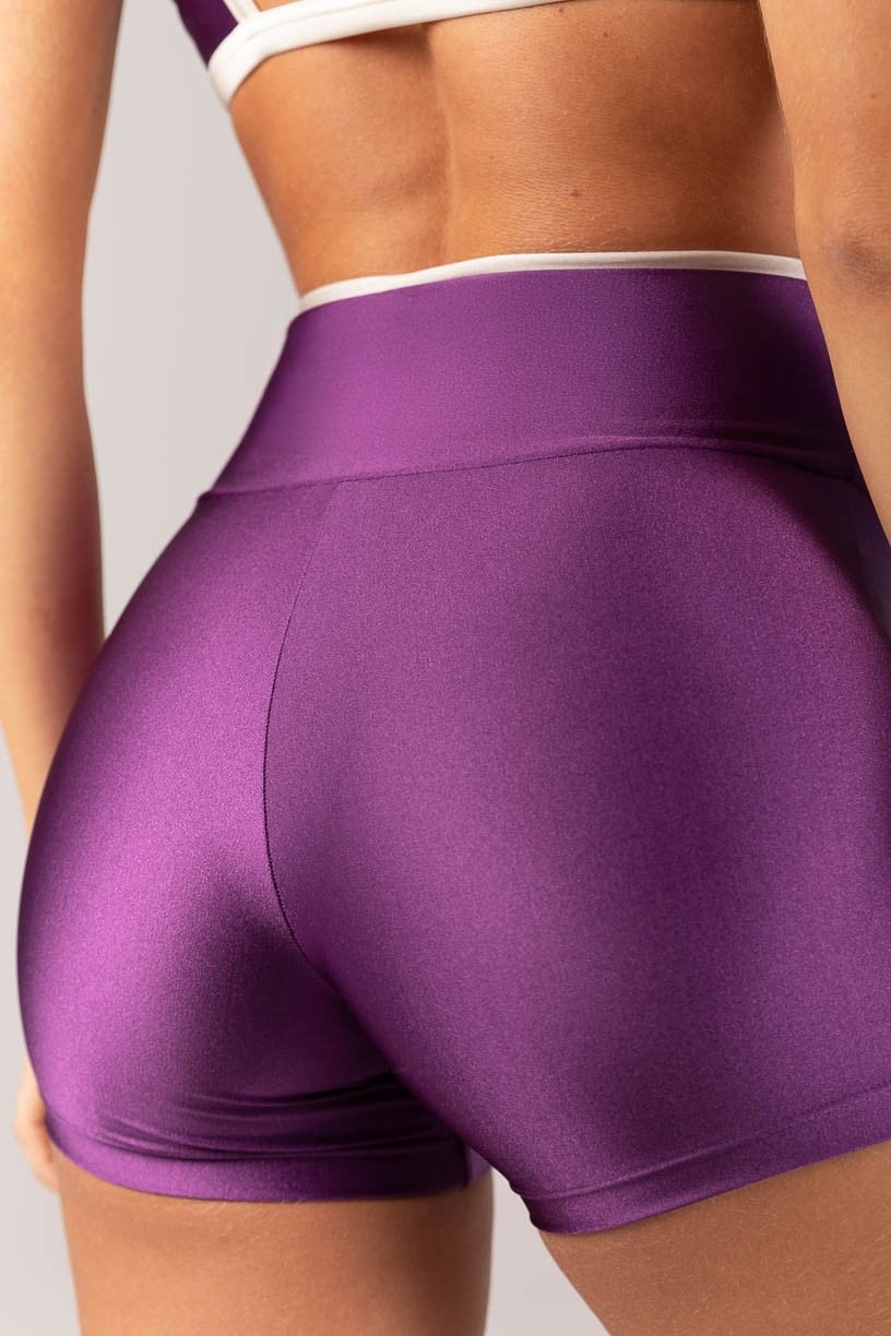 K4330-B_Short_com_Cos_Transpassado_e_Vira_Roxo__Off-White__Ref:_K4330-B