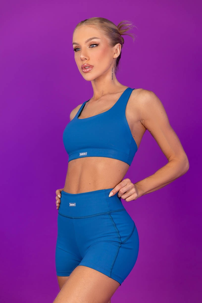 K4353-B_Short_com_Recortes_e_Cobertura_Azul__Ref:_K4353-B