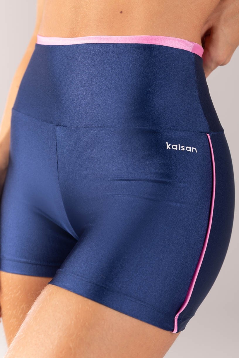 K4372-A_Short_com_Vira_e_Vivo_Azul_Marinho__Rosa_Claro__Ref:_K4372-A