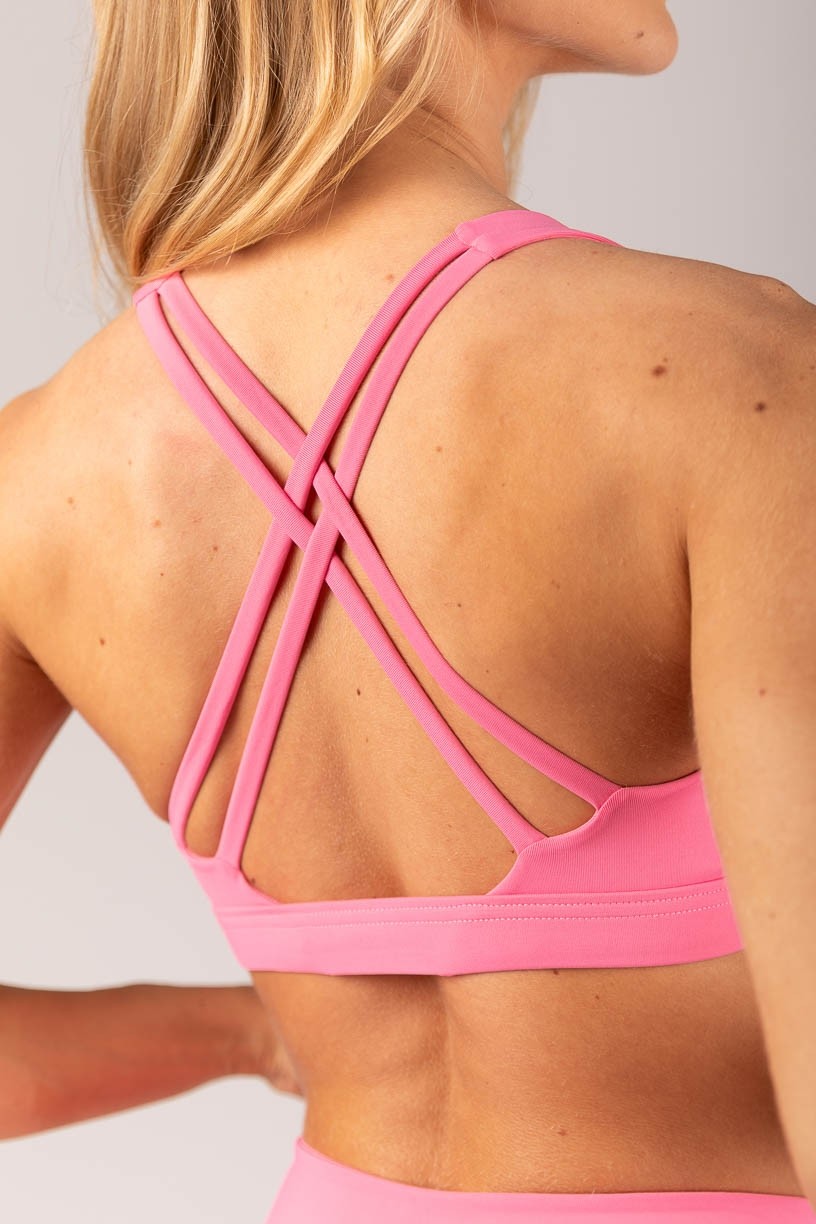 K4351-A_Top_com_Alcas_Duplas_Nas_Costas_Rosa_Chiclete__Ref:_K4351-A