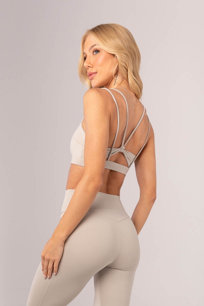 K4359-B_Top_Decote_Reto_e_Alcas_Duplas_Bege_Acinzentado__Ref:_K4359-B