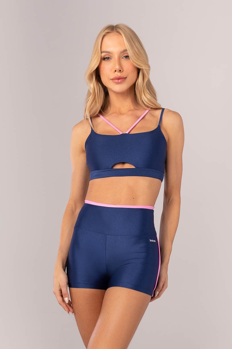 K4370-A_Top_Strappy_com_Abertura_no_Cos_Azul_Marinho__Rosa_Claro__Ref:_K4370-A