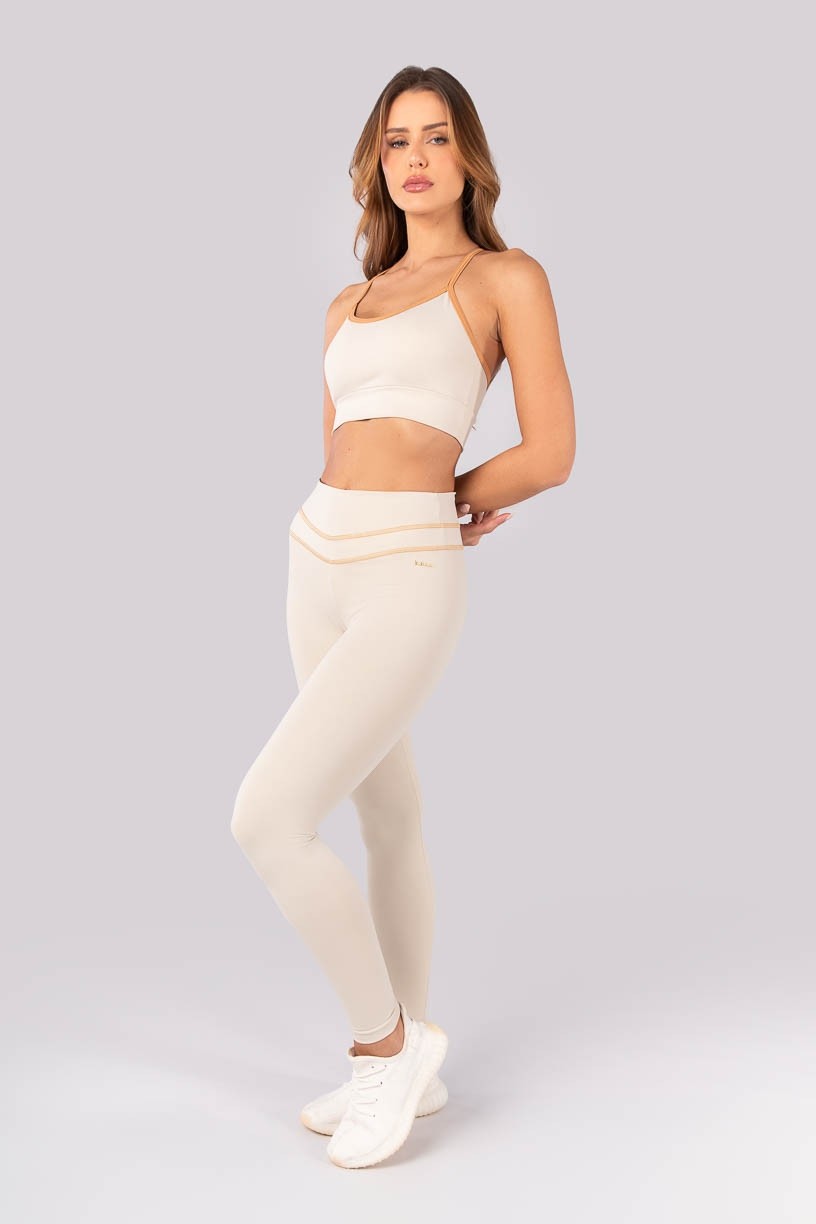 K4390-A_Calca_Legging_com_Cobertura_no_Cos_Bege__Caramelo__Ref:_K4390-A