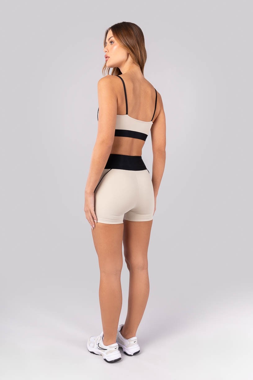K4394-A_Short_com_Cos_e_Vivo_Canelado_Bege__Preto__Ref:_K4394-A