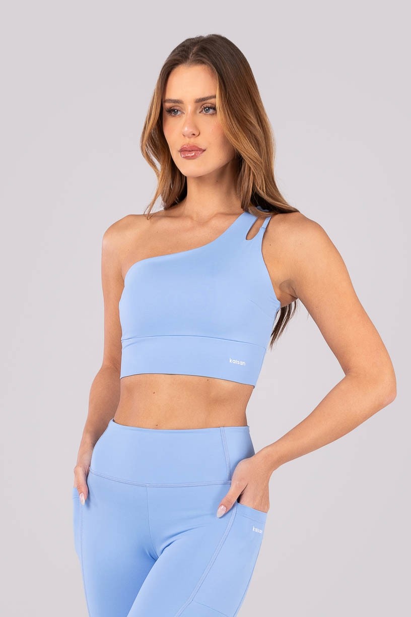 K4380-B_Top_com_um_Ombro_e_Detalhe_de_Tira_Azul_Claro__Ref:_K4380-B