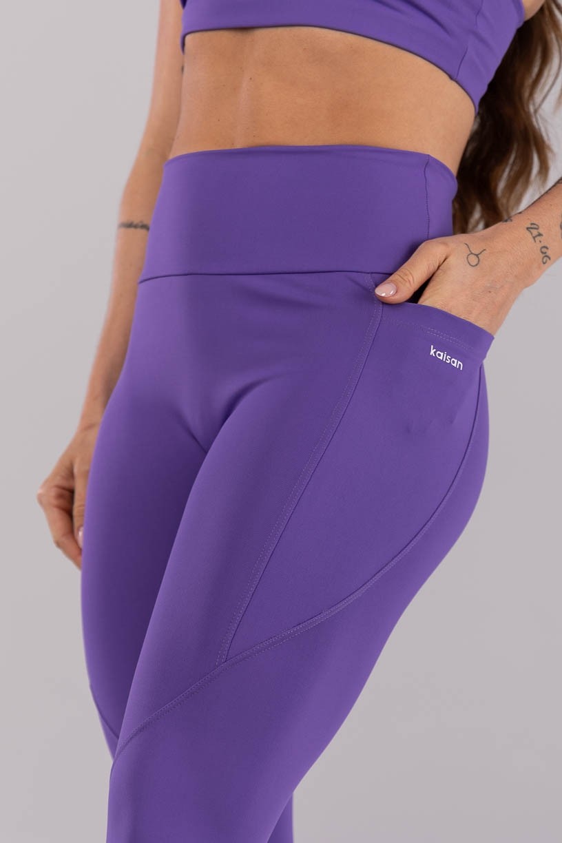 K4413-A_Calca_Legging_sem_Gancho_e_com_Bolsos_Violeta__Ref:_K4413-A